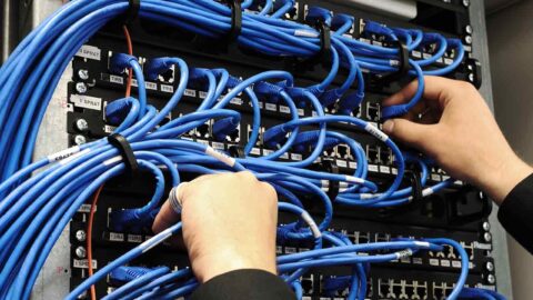 How Do Fiber Optic Services Support Data Centers? | FiberTechs | Fiber Optics Telecommunications Contractor